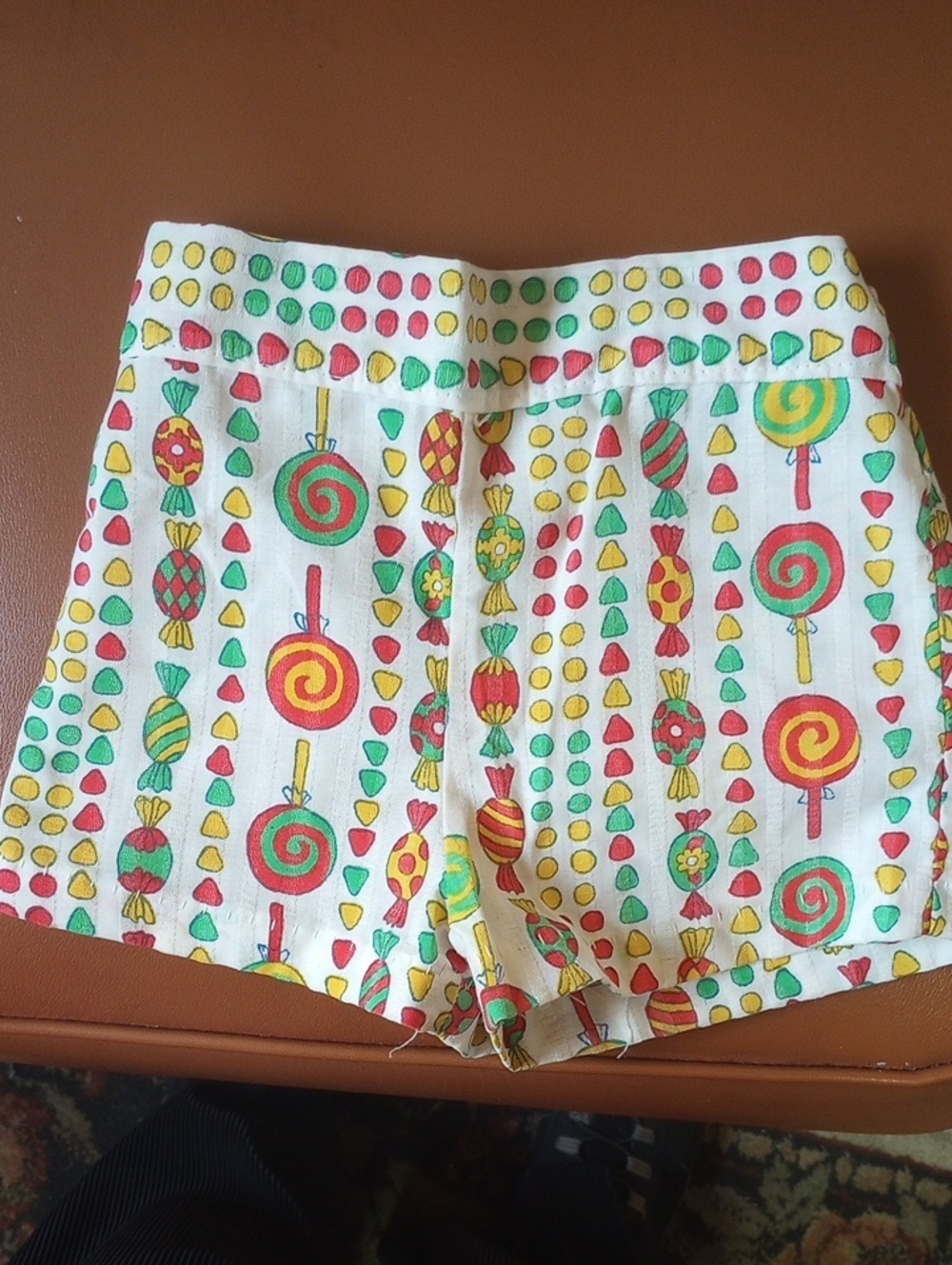 Health-Tex Colorful Lollipop & Candy Vintage Shorts. Red Green Yellow White